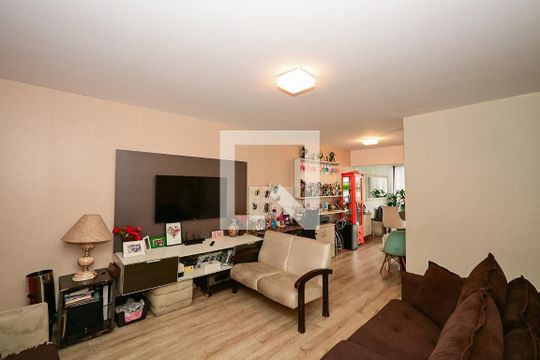 Sala de apartamento para alugar com 3 quartos, 112m² em Parque Assuncao, Taboão da Serra