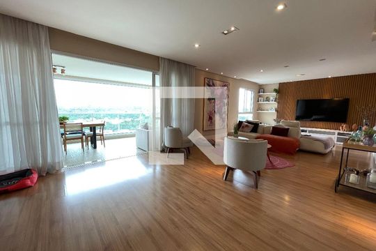 Sala de apartamento à venda com 3 quartos, 186m² em Rio Pequeno, São Paulo