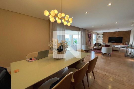Sala de apartamento à venda com 3 quartos, 186m² em Rio Pequeno, São Paulo