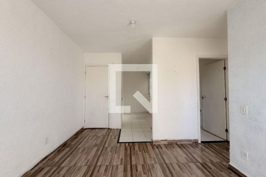 Apartamento para alugar com 2 quartos, 43m² em Mário Quintana, Porto Alegre