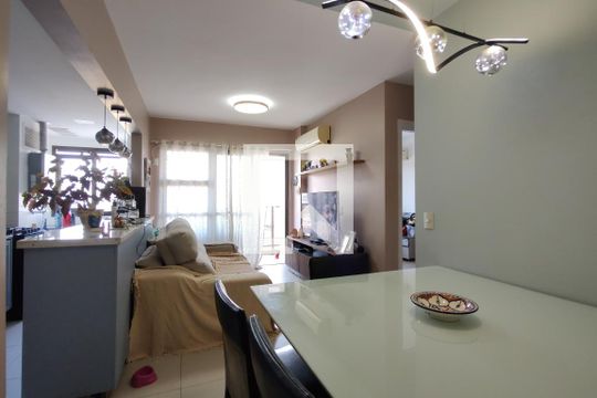 Sala de apartamento à venda com 2 quartos, 64m² em Barra Olímpica, Rio de Janeiro