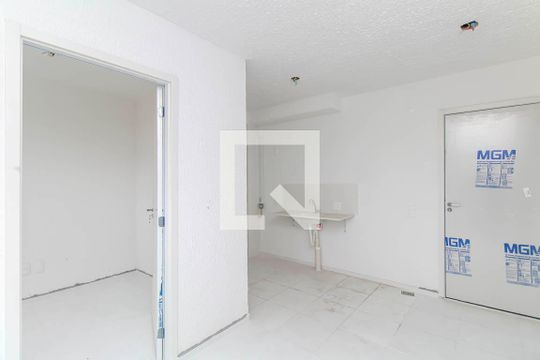 Sala de apartamento para alugar com 2 quartos, 34m² em Parque São Lourenço, São Paulo