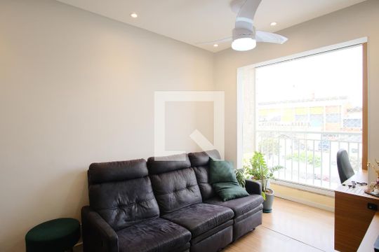 Apartamento à venda com 2 quartos, 54m² em Guaiauna, São Paulo