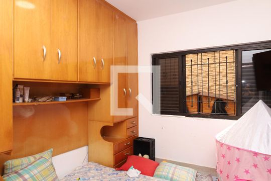Quarto 1 de casa para alugar com 6 quartos, 300m² em Cidade Antônio Estêvão de Carvalho, São Paulo