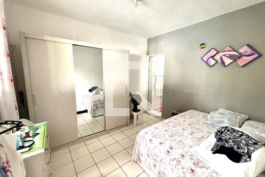 Qaurto 1 de casa à venda com 5 quartos, 125m² em Jardim Santa Maria, São Paulo