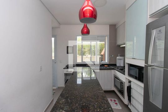 Cozinha de casa de condomínio à venda com 2 quartos, 100m² em Tucuruvi, São Paulo