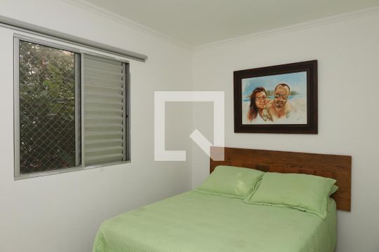 Quarto 1 de apartamento à venda com 2 quartos, 60m² em Vila Carmosina, São Paulo