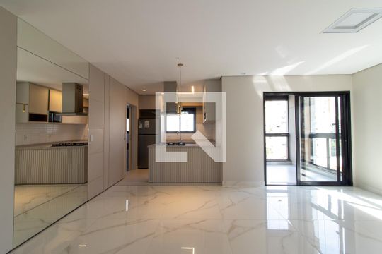Sala de apartamento para alugar com 3 quartos, 127m² em Centro, Campinas