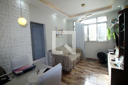 Apartamento à venda com 2 quartos, 55m² em Olaria, Rio de Janeiro