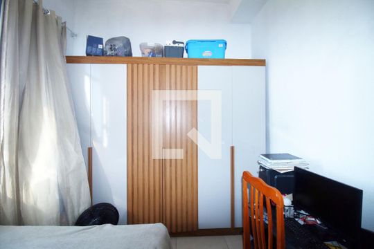 Quarto 2 de apartamento à venda com 2 quartos, 55m² em Olaria, Rio de Janeiro