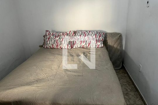 Quarto de casa à venda com 2 quartos, 90m² em São Domingos, Niterói