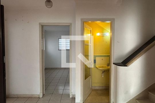 Lavabo de casa à venda com 5 quartos, 180m² em Vila da Saúde, São Paulo