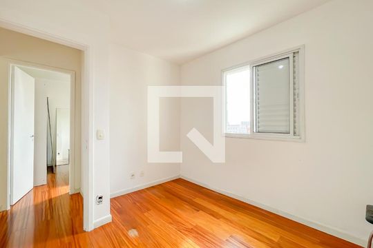Quarto 2 de apartamento para alugar com 2 quartos, 54m² em Centro, Osasco