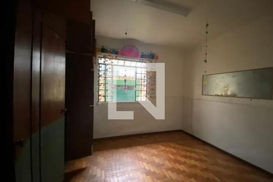 Casa para alugar com 4 quartos, 531m² em São Pedro, Belo Horizonte