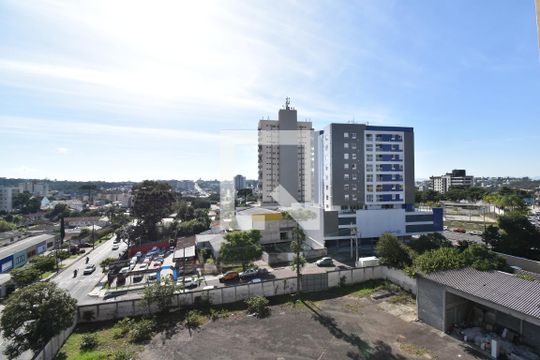 Vista da Sala de apartamento para alugar com 3 quartos, 51m² em Santa Cândida, Curitiba