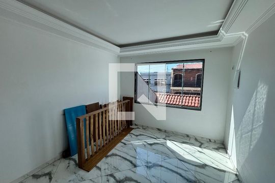 Sala de casa à venda com 3 quartos, 95m² em Vila Paulistania, São Paulo