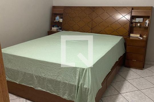 Quarto de casa à venda com 3 quartos, 140m² em Residencial Lagoa, Betim
