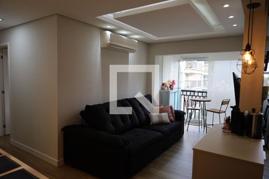 Apartamento à venda com 2 quartos, 64m² em Vila Castelo, São Paulo