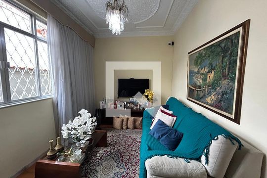 Casa à venda com 3 quartos, 220m² em Vila Valqueire, Rio de Janeiro