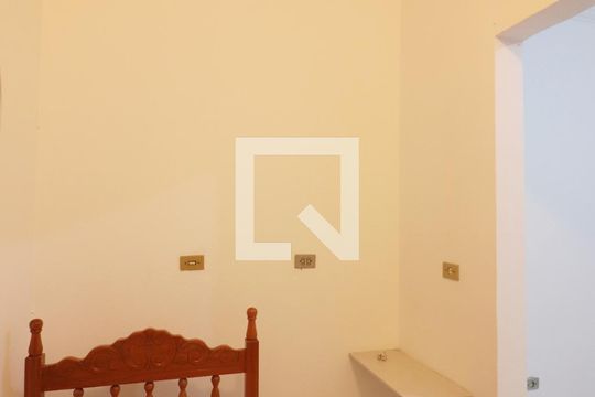 Quarto  de casa para alugar com 3 quartos, 203m² em Vila Kiko, São Bernardo do Campo