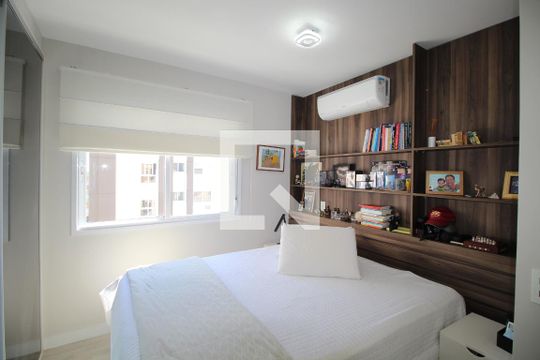 Suíte 1 de apartamento à venda com 2 quartos, 67m² em Boa Vista, Porto Alegre