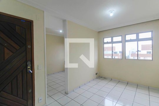 Sala de apartamento para alugar com 2 quartos, 41m² em Cidade Líder, São Paulo