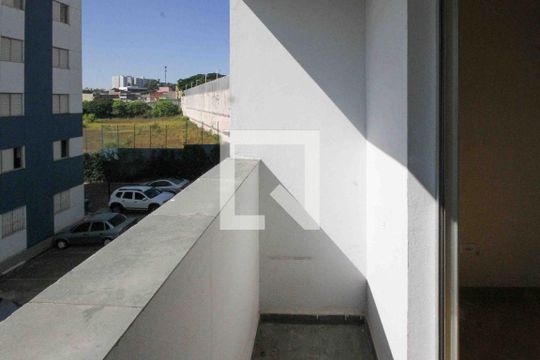 Varanda de apartamento para alugar com 3 quartos, 64m² em Vila Graciosa, São Paulo