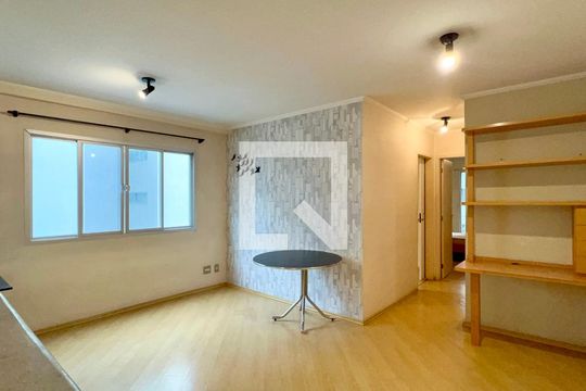 Sala de apartamento para alugar com 2 quartos, 59m² em Sumaré, São Paulo