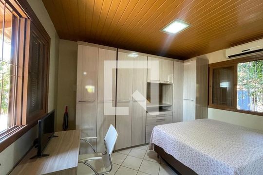 Casa à venda com 4 quartos, 170m² em Feitoria Seller, São Leopoldo