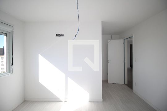 Suíte 1 de apartamento para alugar com 2 quartos, 78m² em Passo D’areia, Porto Alegre