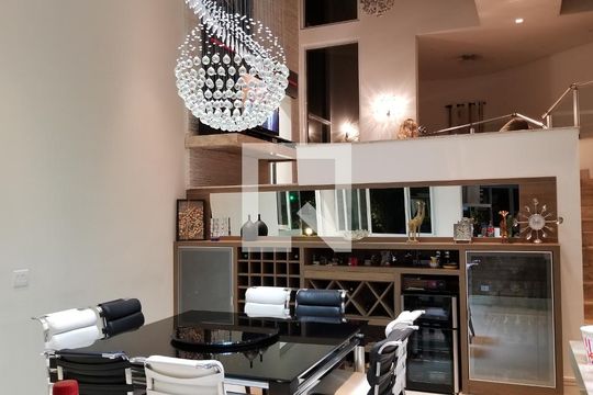 Sala de casa para alugar com 4 quartos, 800m² em Residencial San Diego (Paysage Noble), Cotia