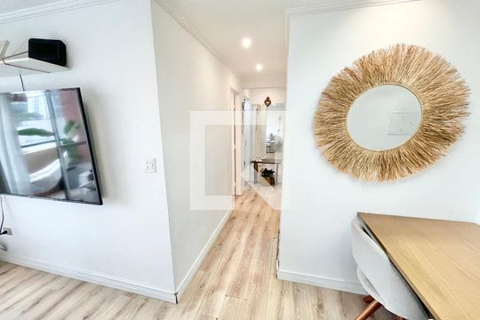 Corredor de apartamento para alugar com 3 quartos, 70m² em Vila Aurora (zona Norte), São Paulo