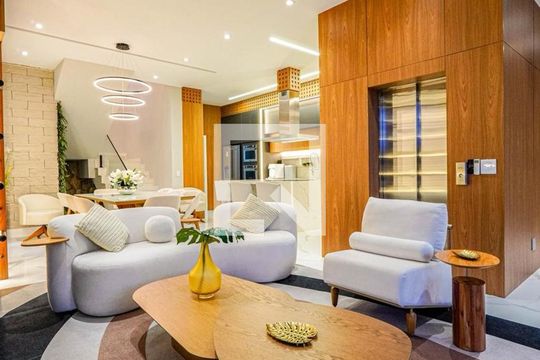 Sala de casa de condomínio à venda com 1 quarto, 452m² em Colinas da Anhanguera, Santana de Parnaíba