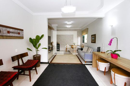 Casa à venda com 4 quartos, 215m² em Paquetá, Belo Horizonte