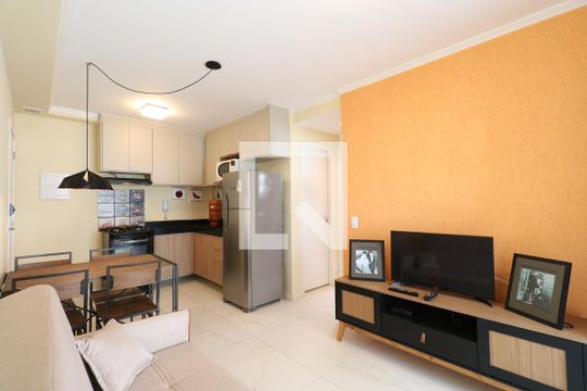 Sala/Cozinha  de apartamento para alugar com 2 quartos, 49m² em Pompeia, São Paulo