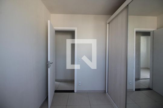 Quarto 1 de apartamento à venda com 3 quartos, 57m² em Taquara, Rio de Janeiro