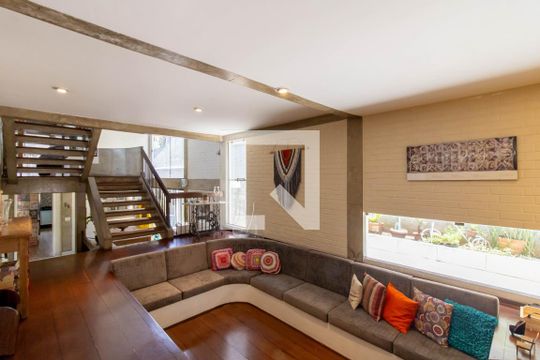 Sala de casa à venda com 3 quartos, 350m² em Vila Galvão, Guarulhos