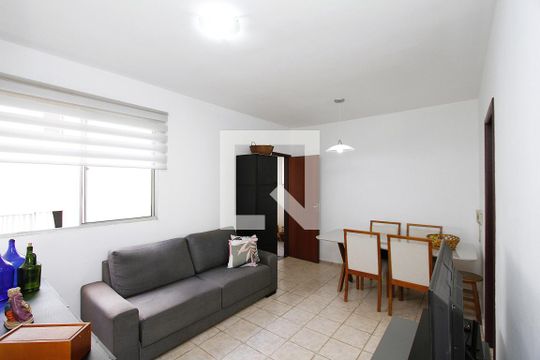 Sala de apartamento à venda com 3 quartos, 55m² em Monsenhor Messias, Belo Horizonte