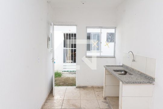 Sala/Cozinha de kitnet/studio para alugar com 1 quarto, 38m² em Guaratiba, Rio de Janeiro