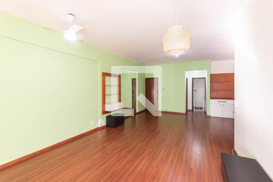 Sala de apartamento para alugar com 4 quartos, 174m² em Grajaú, Rio de Janeiro