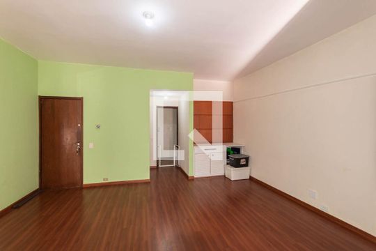 Sala de apartamento para alugar com 4 quartos, 174m² em Grajaú, Rio de Janeiro