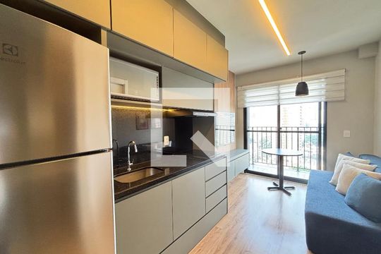 Sala/Cozinha de apartamento para alugar com 1 quarto, 26m² em Vila Olímpia, São Paulo