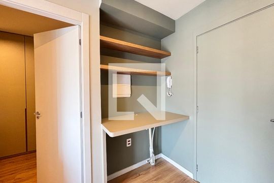 Sala/Cozinha de apartamento para alugar com 1 quarto, 26m² em Vila Olímpia, São Paulo