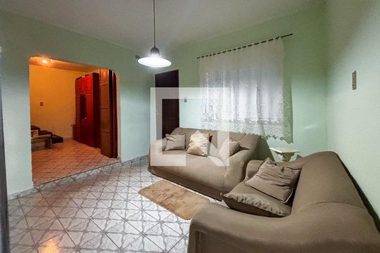 Casa à venda com 2 quartos, 250m² em Vila Guaraciaba, Santo André