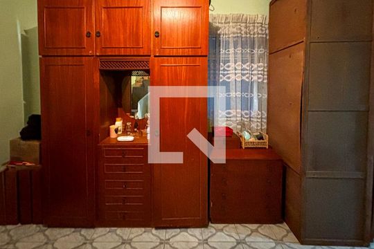 Casa à venda com 2 quartos, 250m² em Vila Guaraciaba, Santo André