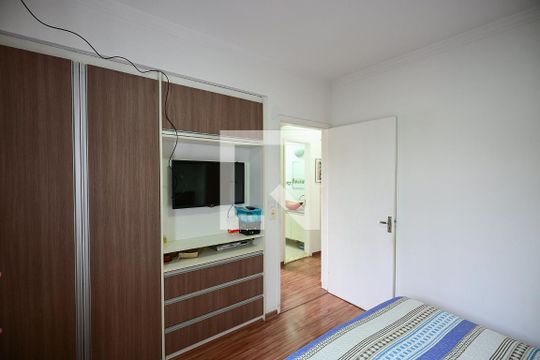 Quarto 1 de apartamento à venda com 2 quartos, 45m² em Jardim Monte Alegre, Taboão da Serra