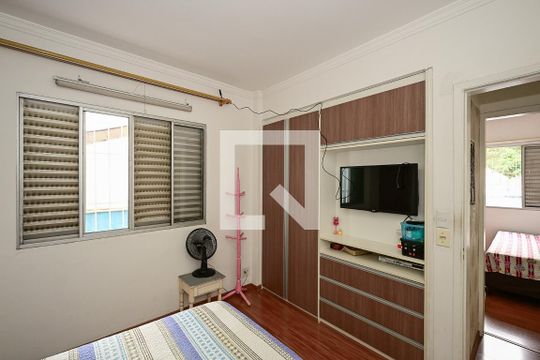 Quarto 1 de apartamento à venda com 2 quartos, 45m² em Jardim Monte Alegre, Taboão da Serra