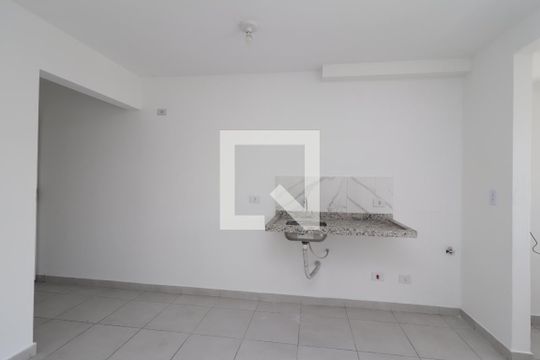 Sala/Cozinha de apartamento para alugar com 2 quartos, 39m² em Itaquera, São Paulo