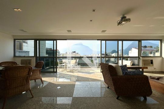 Apartamento à venda com 4 quartos, 659m² em Ipanema, Rio de Janeiro