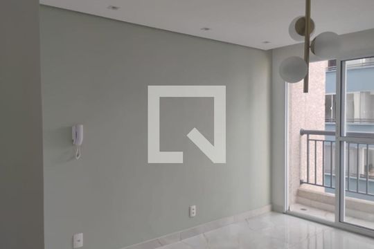 Sala de apartamento para alugar com 2 quartos, 34m² em Vila Guilhermina, São Paulo
